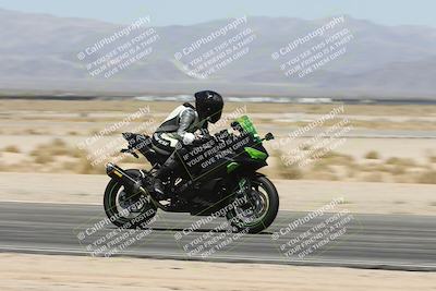 media/May-25-2025-TrackXperience (Sun) [[393a69de75]]/Level 1/Session 5 (Speed Pans)/